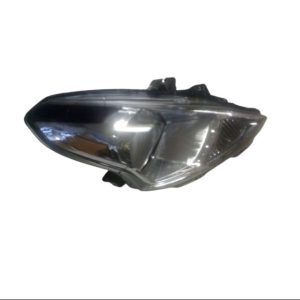 Nissan Almera 1.5 headlight right side 2014 upwards