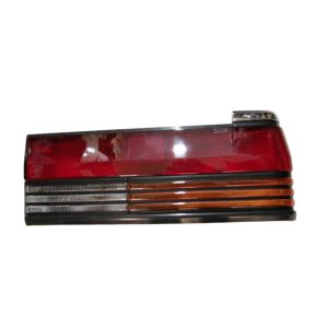 Toyota Cressida RX72 1986 to 1987 tail light black strip right side